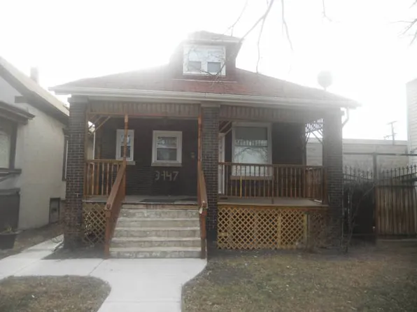 3947 W Wrightwood Ave, Chicago, IL 60647