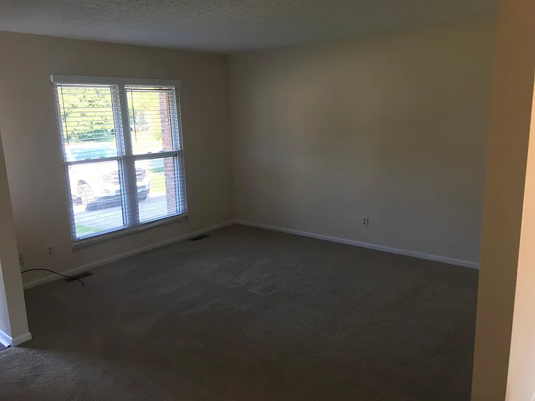 6194 Ridgewood Ct — Photo 12