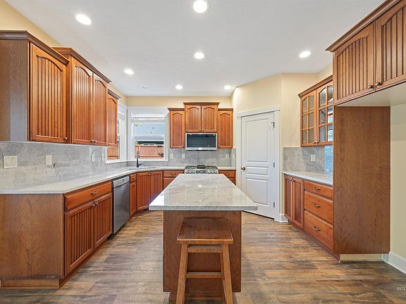 2nd image of 1497 N Sunup Way