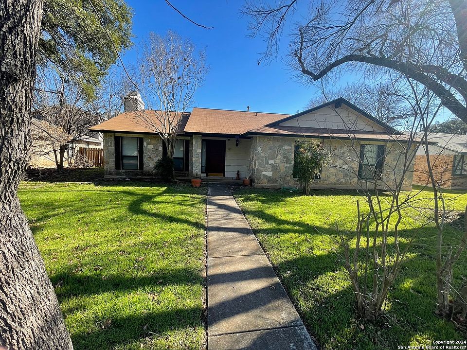 1st image of 2214 SHADY ROCK CIR