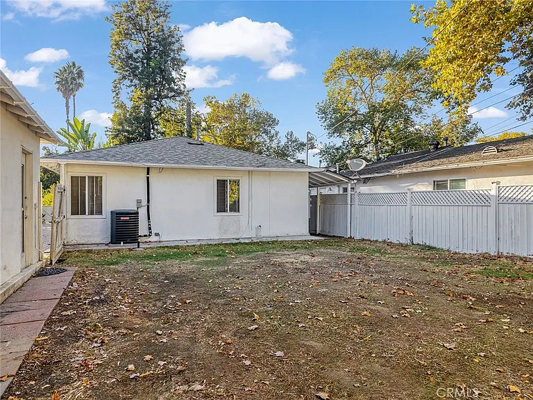 5020 Topanga Canyon Blvd — Photo 29