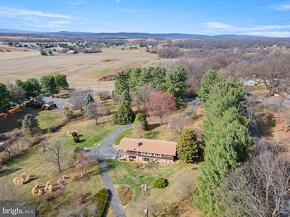 2nd image of 234 Hopewell Rd