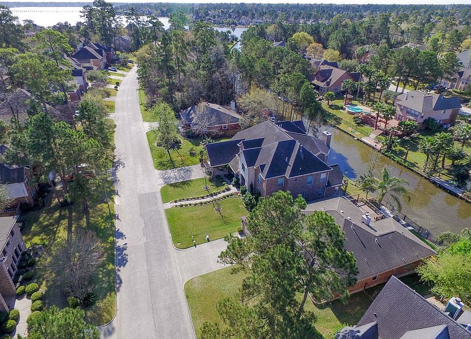 1st image of 8526 Cross Country Dr