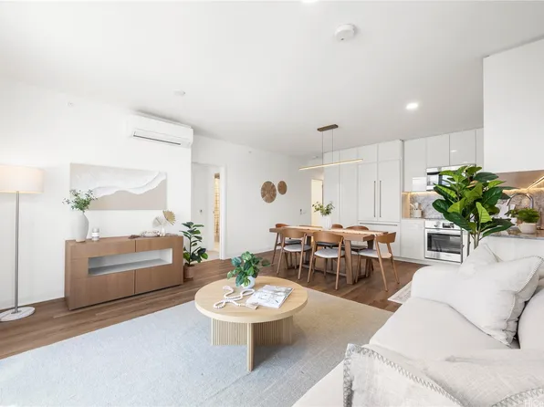 987 Queen St #1415, Honolulu, HI 96814