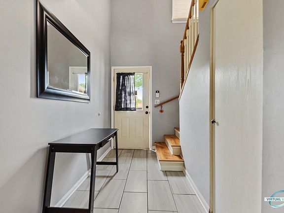 3rd image of 7353 Canterbury Pl