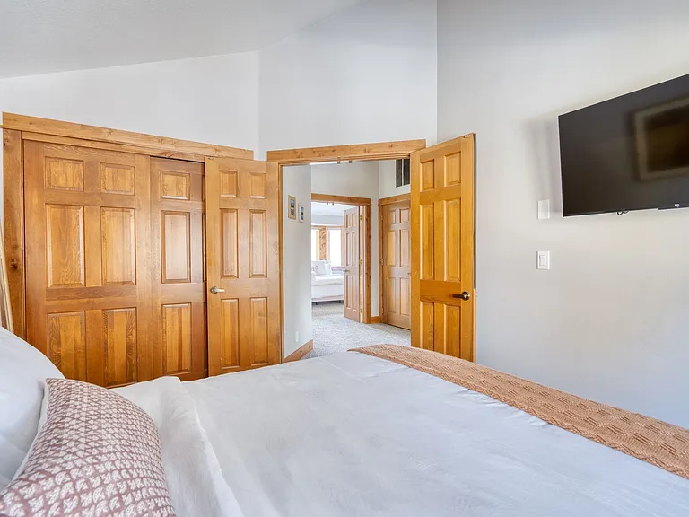 61497 Orion Dr — Photo 5