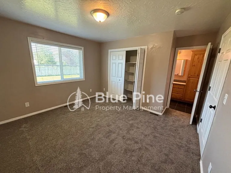 3904 E Lorna Ave — Photo 15