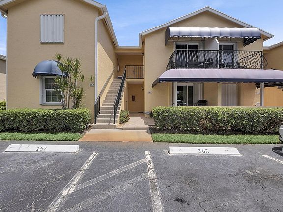 3rd image of 164 Waterside Dr