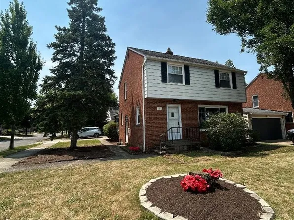 4856 Edsal Dr, Lyndhurst, OH 44124