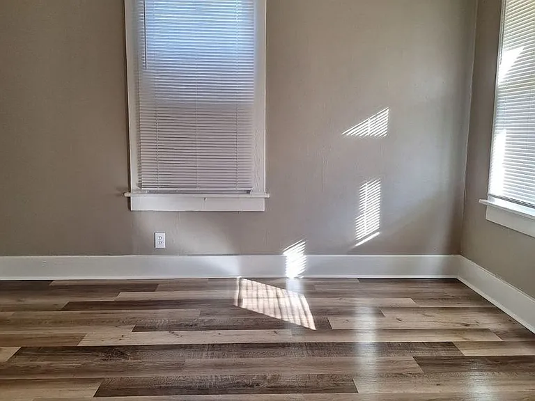1460 Lyndale Ave — Photo 13
