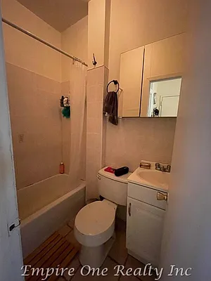 Rented by Empire One Realty | media 8