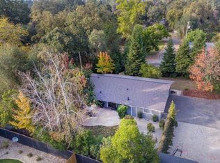 2057 Jewell Ln, Redding, CA 96001