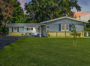 11738 W Denis Ave, Hales Corners, WI 53130