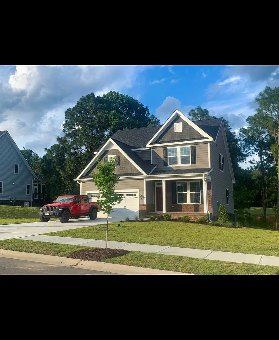 145 Norman Cir — Photo 1