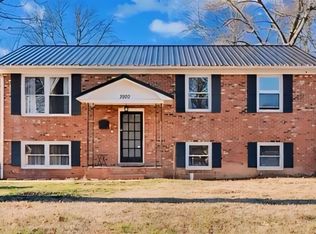 3920 Whitfield Rd, Winston Salem, NC 27105