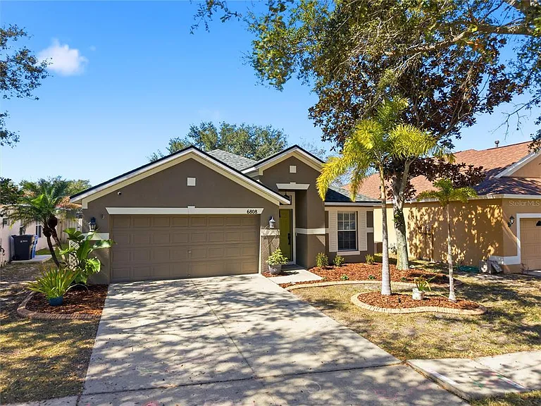 6808 Cambridge Park Dr — Photo 2