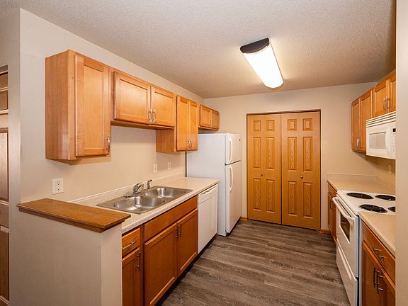 2nd image of 508 4th St SW APT 100