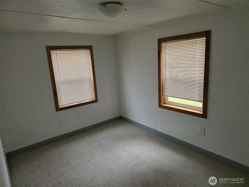 4th image of 617 W H Street