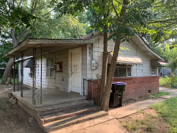 223 Locust St, Alma, AR 72921