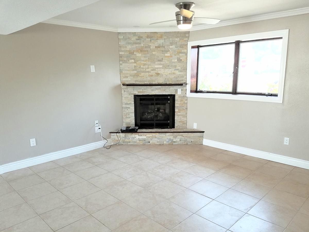 2530 Peconic Ave FLOOR 1, Seaford, NY 11783 Zillow