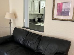 2000 Atlantic Shores Blvd APT 504, Hallandale, FL 33009