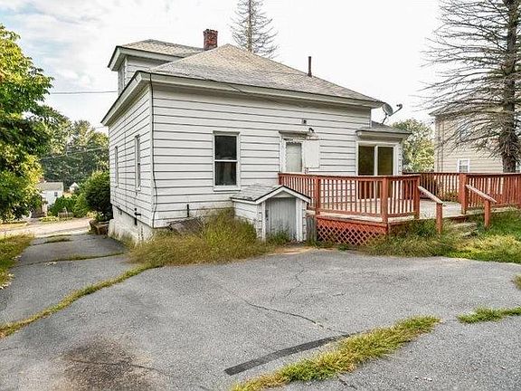 5th image of 30 Bates Rd