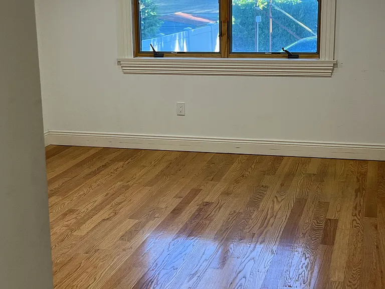 145-27 20th Ave #2 — Photo 3