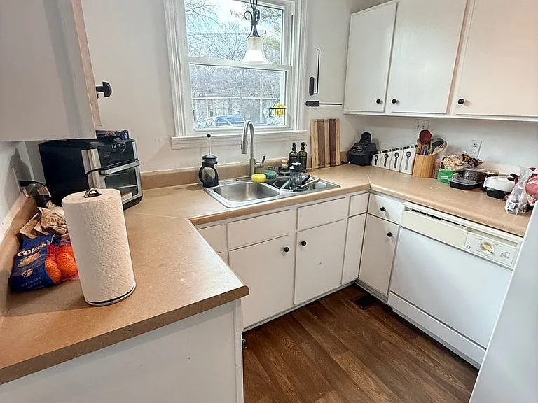 1451 Ardee Ave — Photo 3