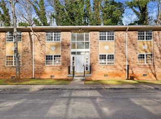 1620 Line Cir, Decatur, GA 30032