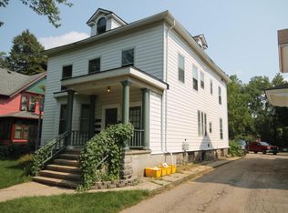 302 Stuart Ave, Kalamazoo, MI 49007