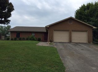 1005 Windridge Dr, Maryville, TN 37803