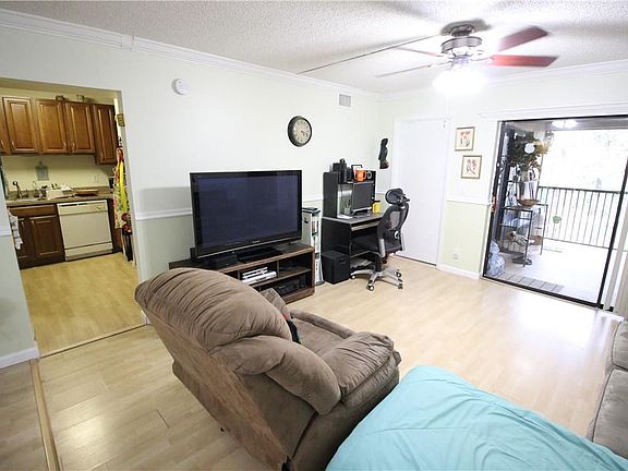 5th image of 8759 Shadow Wood Boulevard #204