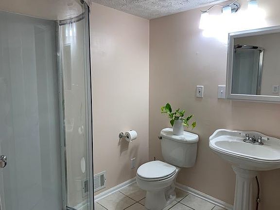 2nd image of 533 Old Mill Ct