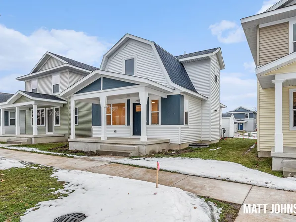 2109 Willard Ave, Grand Rapids, MI 49507