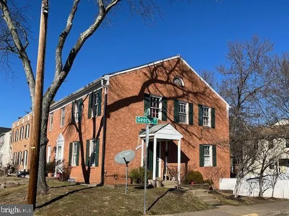 9727 Beech Pl, Manassas, VA 20110