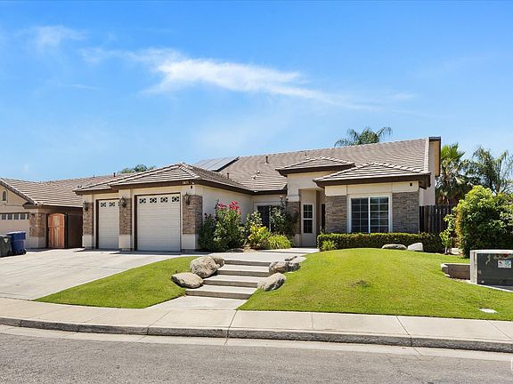 2nd image of 3811 Europa Ln