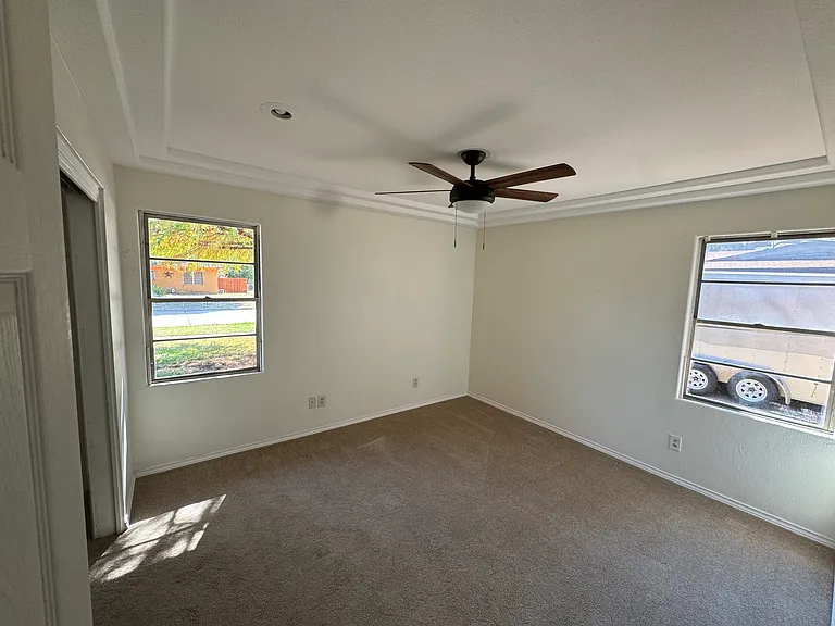 8025 Laura St — Photo 12