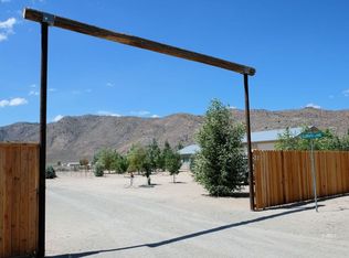 22 Glorias Ln, Benton, CA 93512