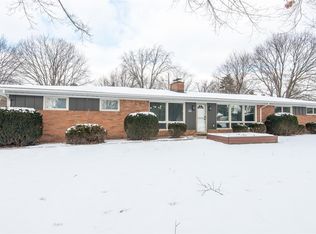 115 Wilton Dr, Troy, MI 48085