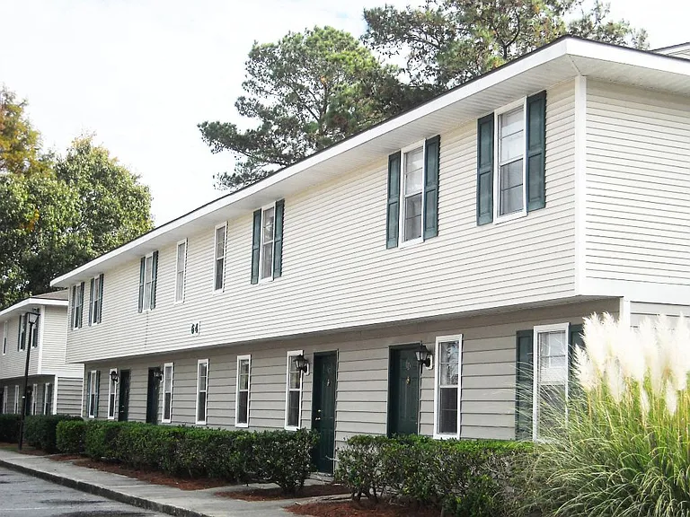 Lakewood Lodge — Photo 11