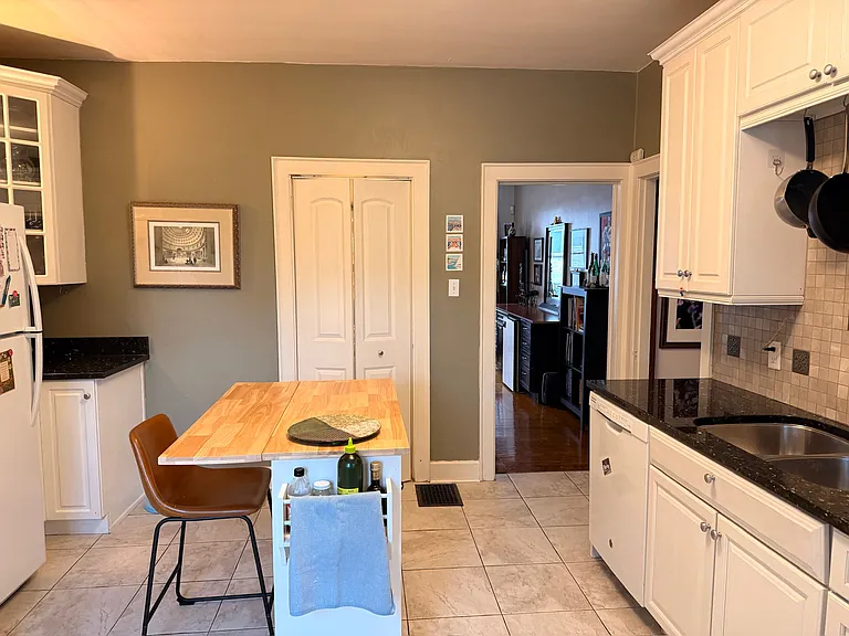 2472 Fairview Ave #1 — Photo 6