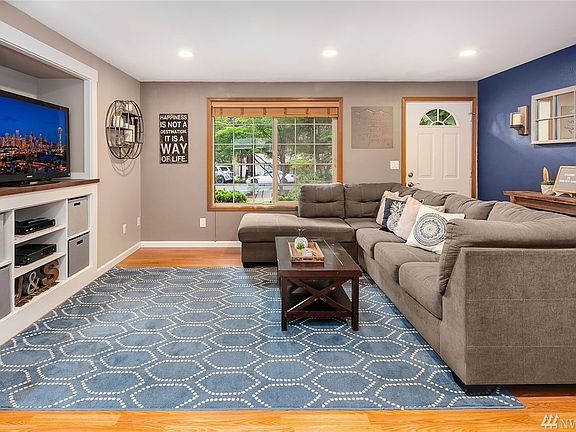 Custom built in shelving.