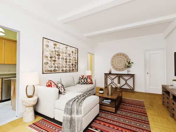 30 5th Avenue image 1 of 6