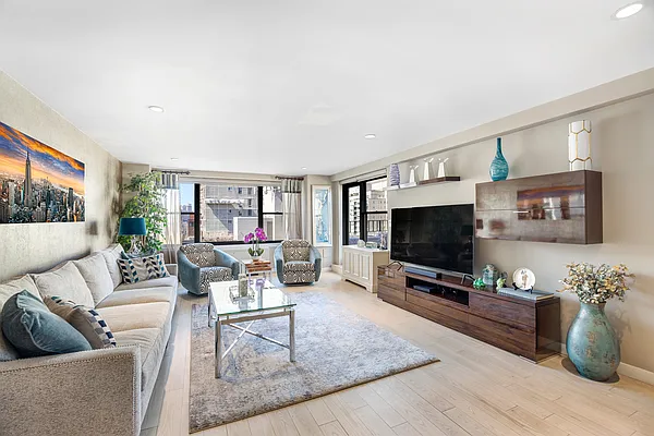 301 East 64th Street #PHA