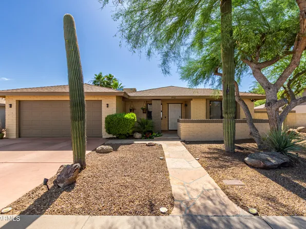 1932 S STANDAGE --, Mesa, AZ 85202