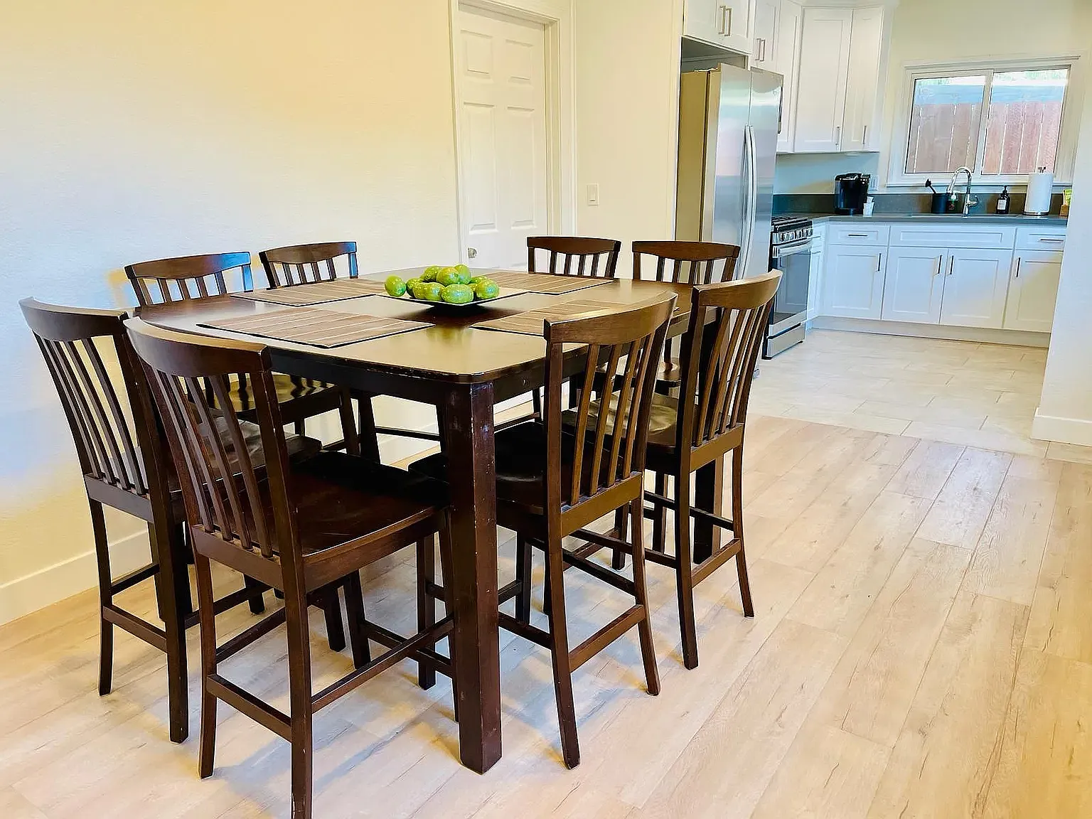 2397 Mayfield Ave — Photo 3