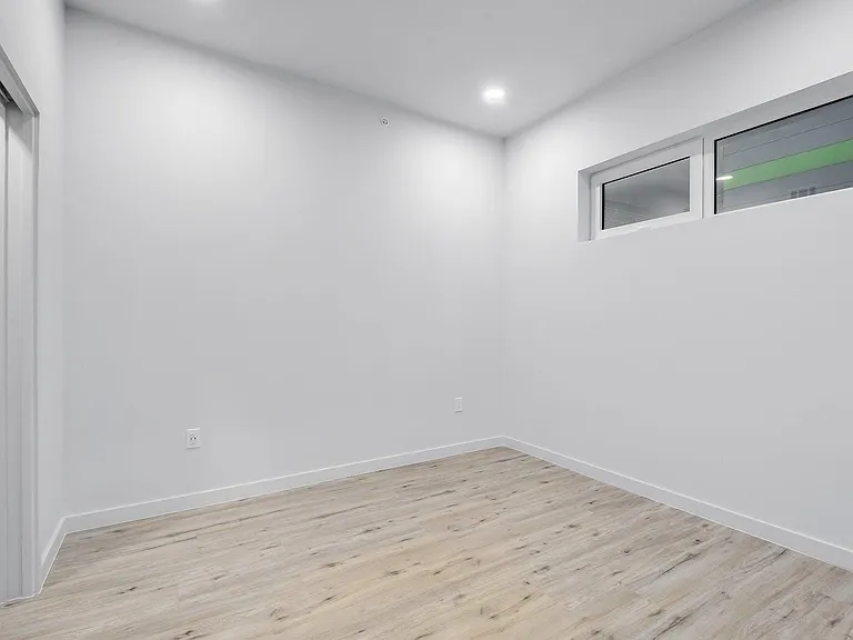 4004 Banister Ln #211 — Photo 10