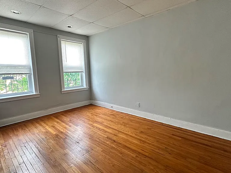 15 Kelly Pkwy #44E — Photo 3