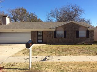 6524 Bernadine St, Fort Worth, TX 76148