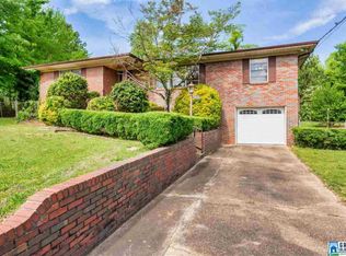 524 6th Ave, Pleasant Grove, AL 35127